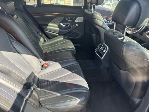 Used 2017 Mercedes-Benz S 550 4MATIC Sedan image 29