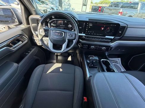 Used 2025 GMC Sierra 1500 Elevation AWD/4WD image 17