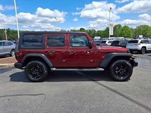 Certified 2021 Jeep Wrangler Unlimited Sport AWD/4WD image 9