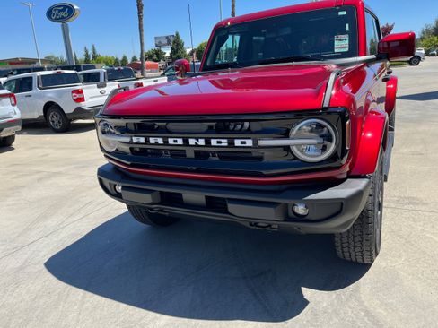 New 2026 Ford Bronco Outer Banks AWD/4WD image 5