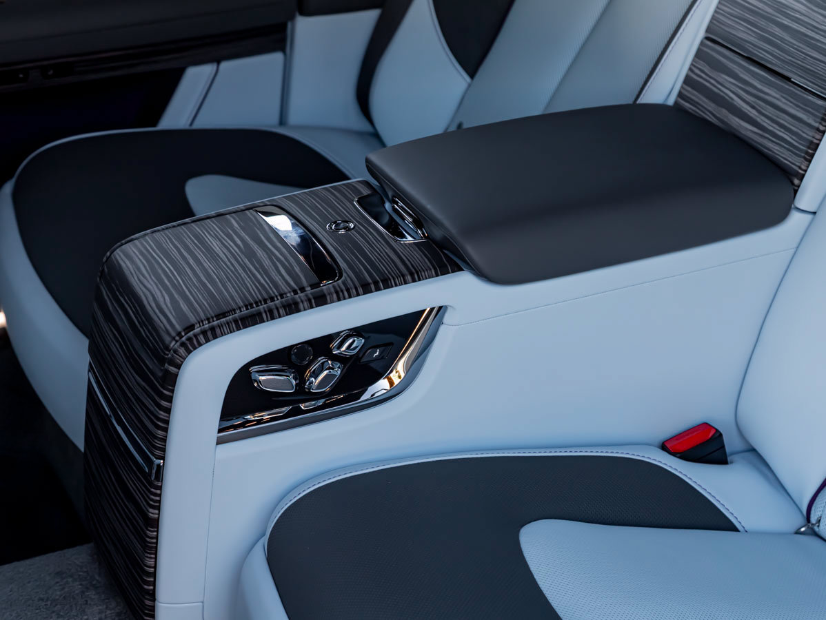 Certified 2026 Rolls-Royce Ghost Extended Wheelbase AWD/4WD image 19