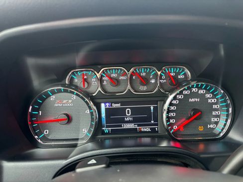 Used 2019 Chevrolet Silverado 2500 LT image 22