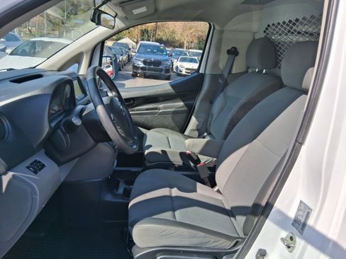 Used 2020 Nissan NV200 SV w/ Back Door Glass Package FWD image 9