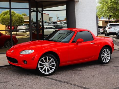 Used 2008 MAZDA MX-5 Miata Grand Touring w/ Premium Pkg RWD image 3