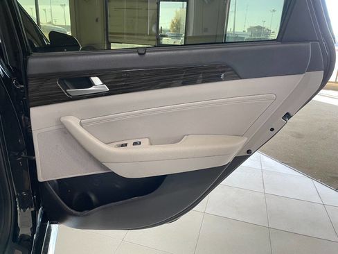 Used 2016 Hyundai Sonata Limited w/ Option Group 04 image 22