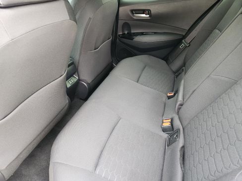 Used 2025 Toyota Corolla Hatchback image 30