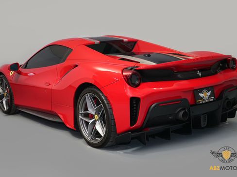 Used 2020 Ferrari 488 Pista Spider image 7