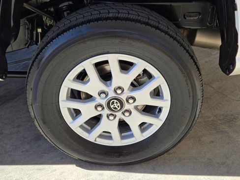 Used 2024 Toyota Tacoma SR5 RWD image 9
