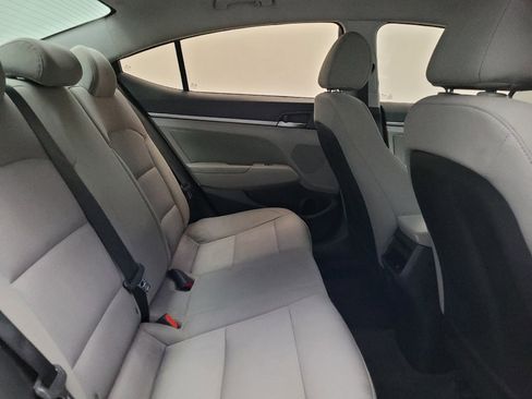 Used 2018 Hyundai Elantra SEL image 19