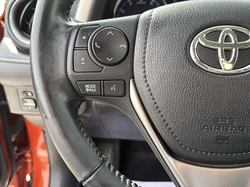 Used 2016 Toyota RAV4 Limited image 17