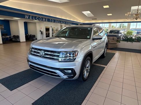 Used 2018 Volkswagen Atlas SEL w/ R-Line Package AWD/4WD image 1