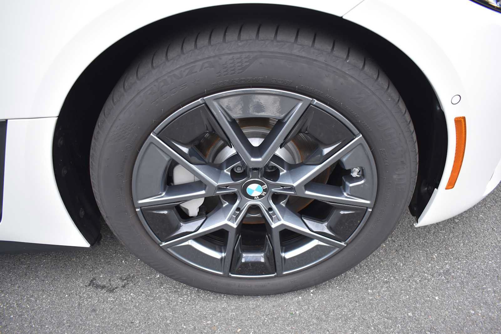 Used 2026 BMW i4 xDrive40i w/ Premium Package AWD/4WD image 23