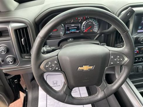 Used 2017 Chevrolet Silverado 1500 LTZ Z71 w/ LTZ Plus Package AWD/4WD image 10