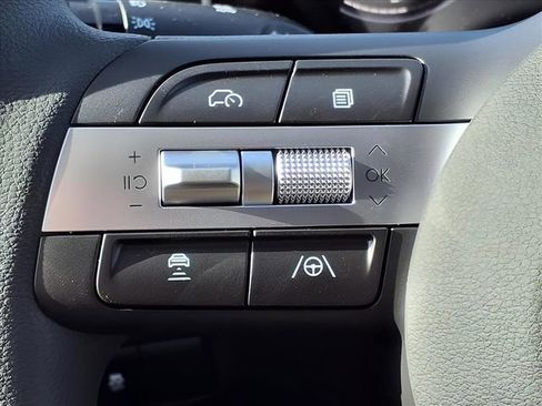 New 2026 Hyundai Tucson SE image 22