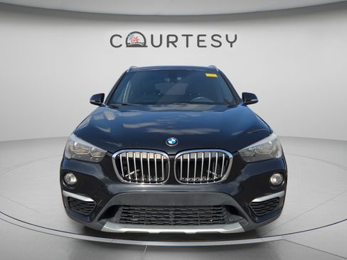 Used 2018 BMW X1 sDrive28i FWD image 4