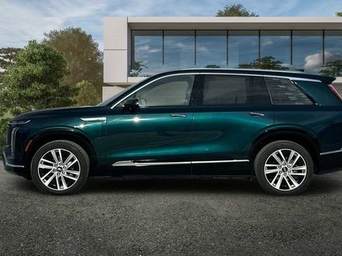 New 2026 Cadillac Vistiq Luxury w/ LPO, Floor Liner Package image 7