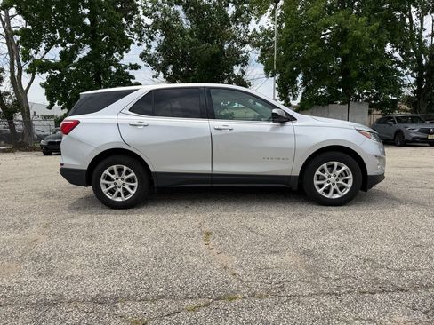 Used 2018 Chevrolet Equinox LT FWD image 5
