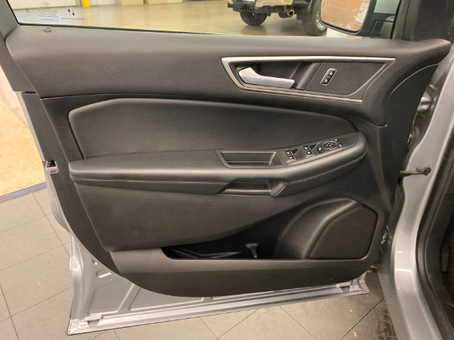 Used 2024 Ford Edge SEL AWD/4WD image 17
