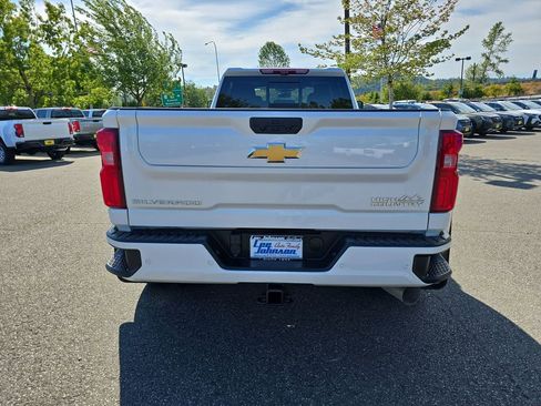 Certified 2025 Chevrolet Silverado 3500 High Country w/ Technology Package image 5