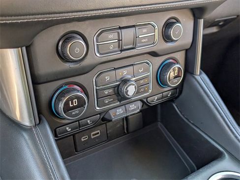 Used 2021 Chevrolet Tahoe LT image 23