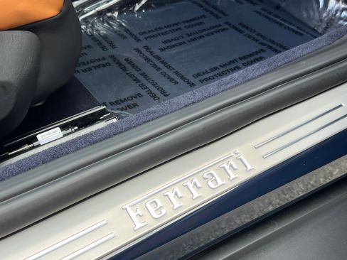 Used 2024 Ferrari Roma Spider image 38