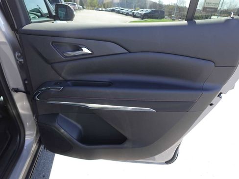 New 2026 Chevrolet Traverse Z71 w/ Driver Confidence Package AWD/4WD image 27