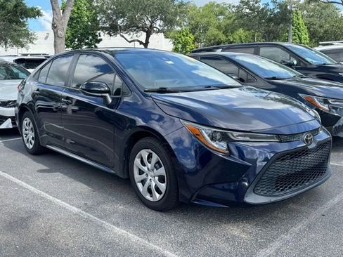 Used 2021 Toyota Corolla LE FWD image 9