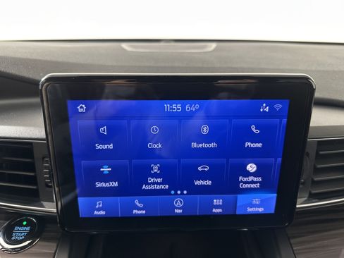 Used 2020 Ford Explorer Limited w/ Class III Trailer Tow Package AWD/4WD image 18