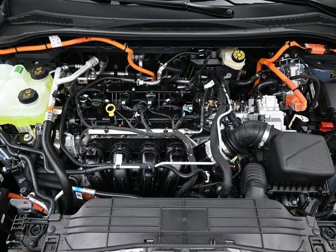 New 2024 Ford Escape PHEV w/ PHEV Premium Package image 30