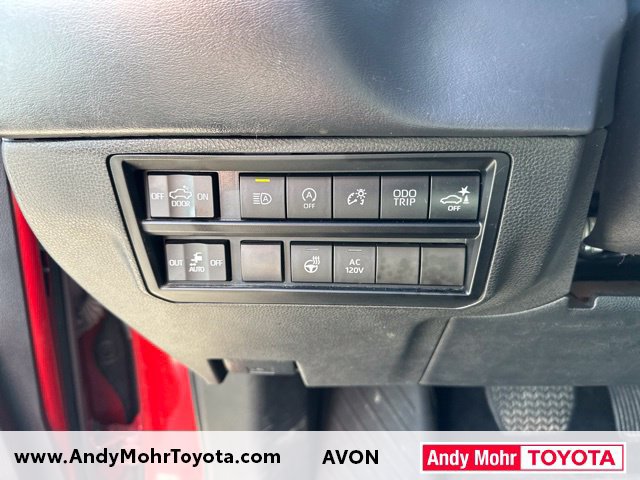 Used 2022 Toyota Tundra Platinum w/ Advanced Package AWD/4WD image 21
