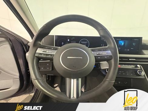 Used 2024 Hyundai Sonata SEL w/ Convenience Package FWD image 9