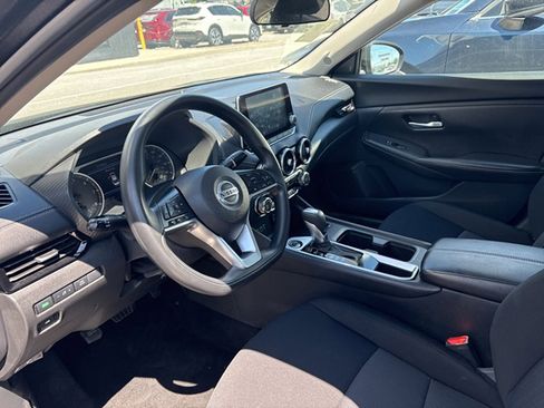 Used 2023 Nissan Sentra SV FWD image 9
