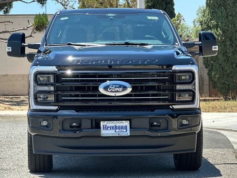 New 2026 Ford F250 Platinum AWD/4WD image 3