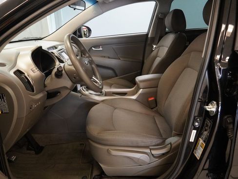 Used 2015 Kia Sportage LX image 5