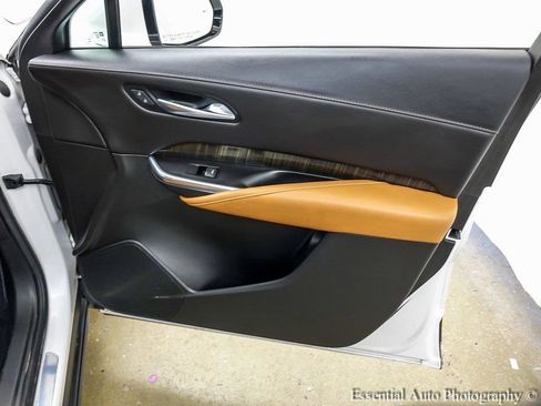 Used 2022 Cadillac XT4 Premium Luxury w/ Enhanced Visibility Package image 25