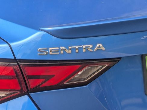 Used 2020 Nissan Sentra SR FWD image 11