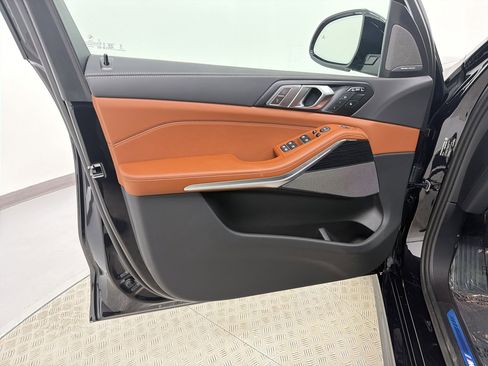 New 2026 BMW X7 xDrive40i w/ M Sport Package AWD/4WD image 19