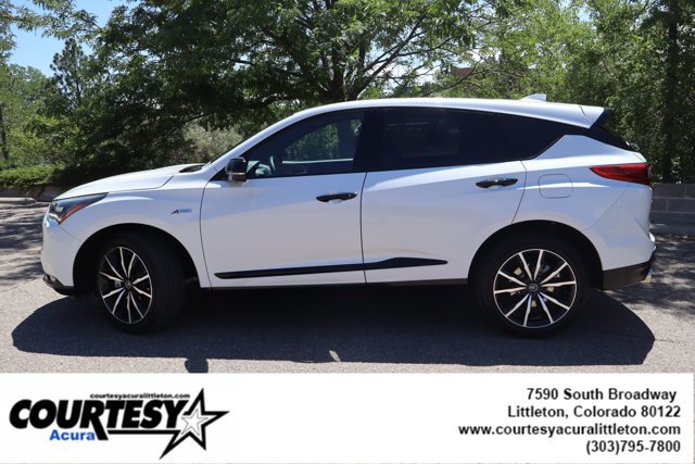 Used 2025 Acura RDX w/ Advance Package AWD/4WD image 3