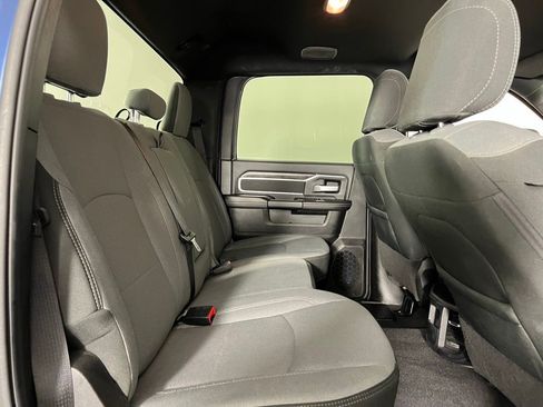 Used 2024 RAM 2500 Big Horn w/ Bed Utility Group image 27