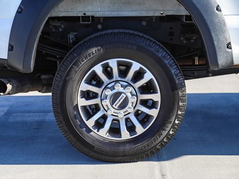 Used 2022 Ford F250 Lariat w/ Lariat Ultimate Package image 11