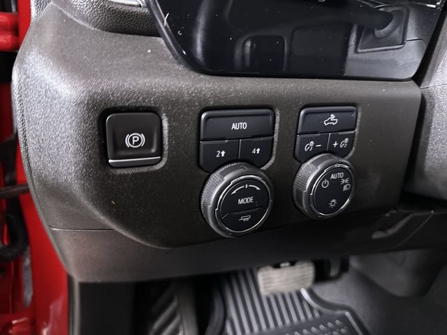 Used 2023 Chevrolet Silverado 1500 LT AWD/4WD image 18