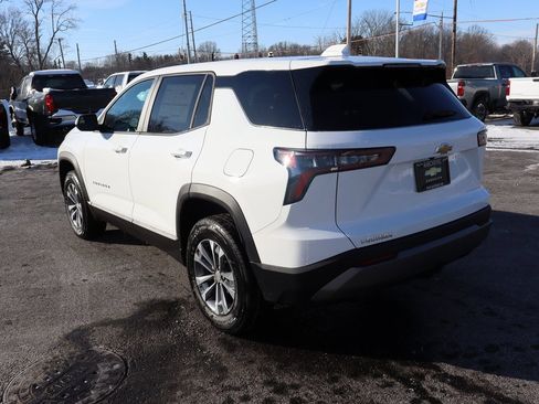 New 2026 Chevrolet Equinox LT image 3