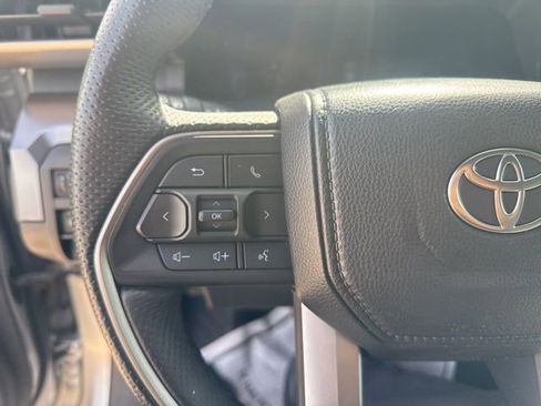 Used 2024 Toyota Tacoma TRD Sport image 13