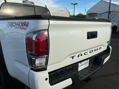 Used 2023 Toyota Tacoma TRD Off-Road image 24