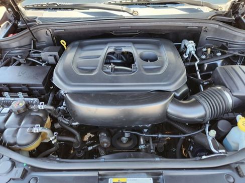 Used 2016 Jeep Grand Cherokee High Altitude AWD/4WD image 11