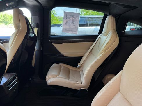 Used 2016 Tesla Model X Performance image 48