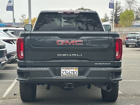 Used 2022 GMC Sierra 2500 Denali w/ Technology Package image 4