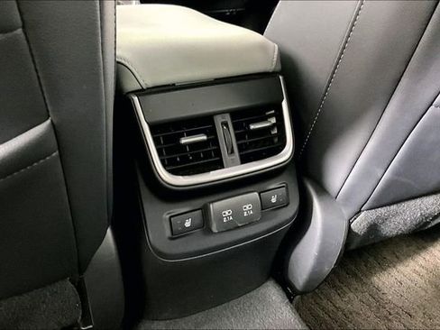 Used 2020 Subaru Outback Limited w/ Tech Package 2 AWD/4WD image 9