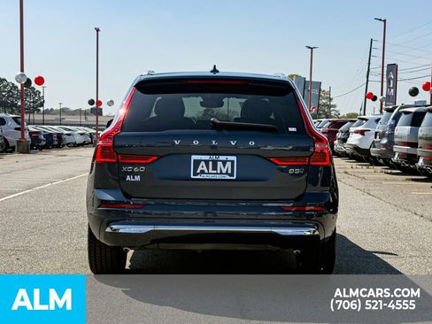 Used 2023 Volvo XC60 B5 Ultimate w/ Protection Package Premier image 5