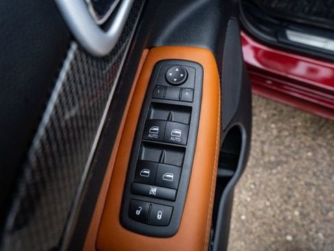 Used 2021 Jeep Grand Cherokee Trackhawk image 20